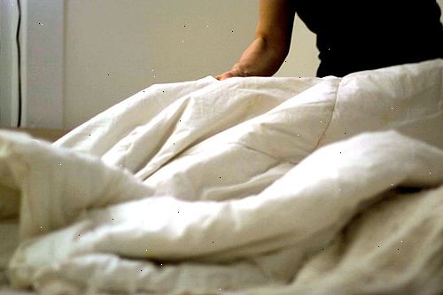 Hvordan du rengjør comforters. Finn ut om din dyne må rengjøres.