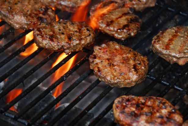 Hvordan å grille burgere. Kjøp kvalitet og ferskt kjøtt.